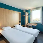 Orly - Nationale 7 Hotel 2*