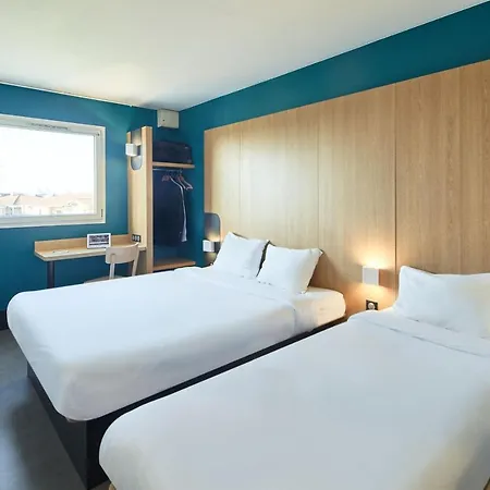 Orly - Nationale 7 Hotel