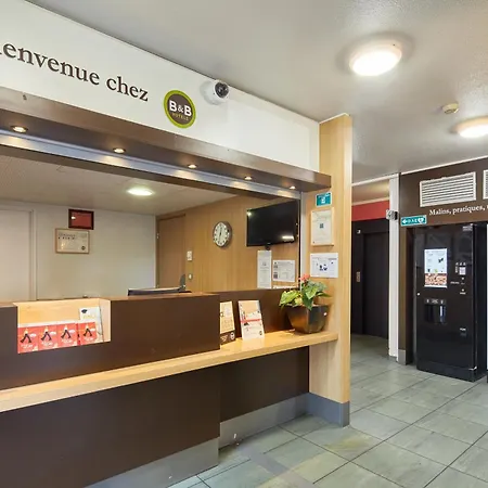 Orly - Nationale 7 Отель