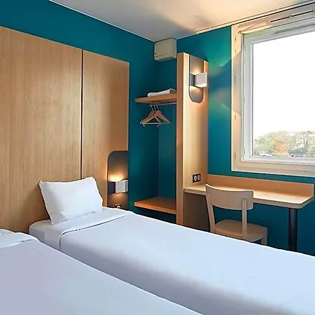 Hotel Orly - Nationale 7