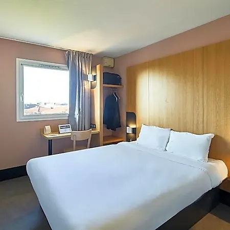 Orly - Nationale 7 Hotel 2*