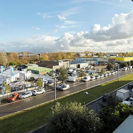 Orly - Nationale 7 2* Chevilly-Larue